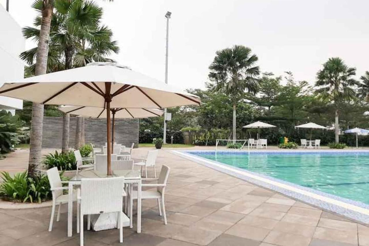 Barata Hotel Near Bandara Soekarno Hatta Tangerang Esterno foto