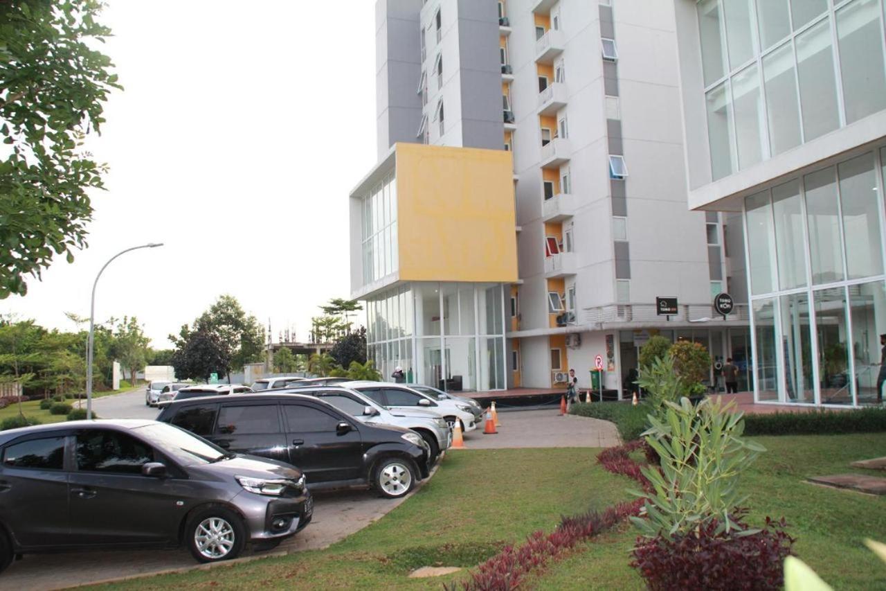 Barata Hotel Near Bandara Soekarno Hatta Tangerang Esterno foto