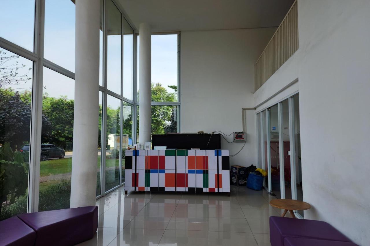 Barata Hotel Near Bandara Soekarno Hatta Tangerang Esterno foto