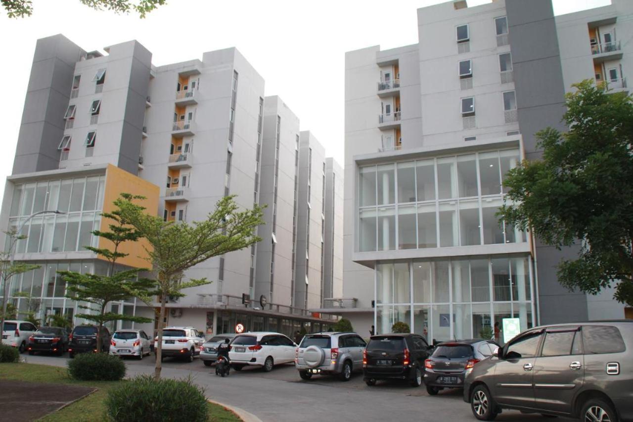 Barata Hotel Near Bandara Soekarno Hatta Tangerang Esterno foto
