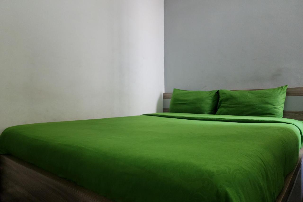 Barata Hotel Near Bandara Soekarno Hatta Tangerang Esterno foto